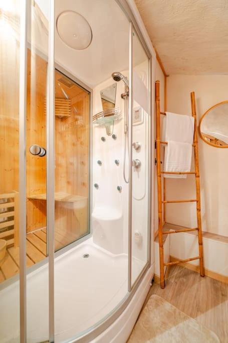 Nuit Romantique Avec Spa Privatif Meilhaud Ngoại thất bức ảnh